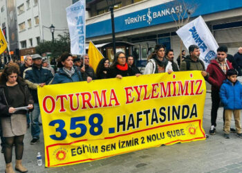 KHK eylemi 358’inci haftasında: Barışı savunmaya devam edeceğiz