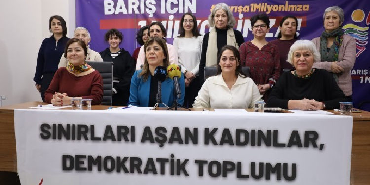 HDK’den 8 Mart deklarasyonu HDK’den 8 Mart deklarasyonu