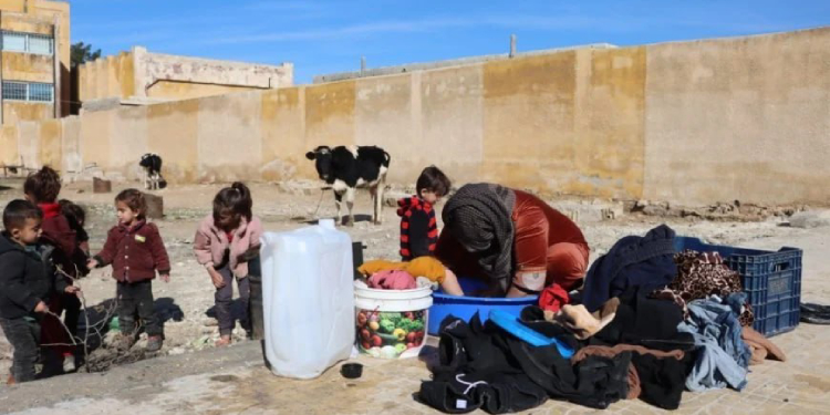 Kobanê’de kuşatmanın 32’nci günü: Temel ihtiyaçlara ulaşılamıyor Kobanê’de kuşatmanın 32’nci günü: Temel ihtiyaçlara ulaşılamıyor