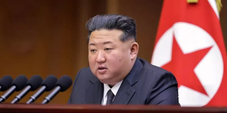 Kim Jong Un: Kore Demokratik Halk Cumhuriyeti geri döndürülemez olan nükleer statüsünü istikrarlı bir şekilde güçlendirmeye devam edecek Kim Jong Un: Kore Demokratik Halk Cumhuriyeti geri döndürülemez olan nükleer statüsünü istikrarlı bir şekilde güçlendirmeye devam edecek