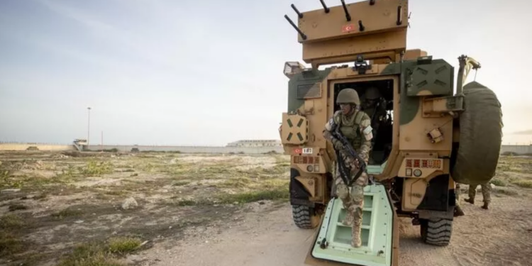 Somali ordusu kritik kentte kontrolü sağladı