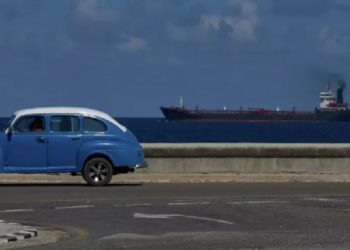 İnsani yardım amaçlı petrol taşıyan Rus tankeri Küba’ya ulaştı