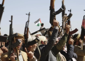 Husiler: Petrol fiyatını varil başına 200 dolara çıkararak ekonomisini boğacağız