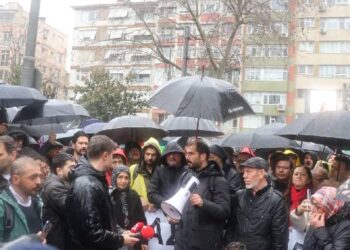 Gazeteci meslek örgütleri: Tutuklanan gazeteciler derhal serbest bırakılmalı