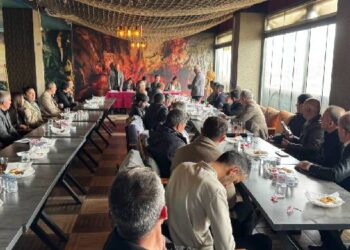 Gever’de muhtarlarla toplantı: Birlik ve barış vurgusu