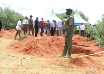 Kenya’da korkunç keşif: Toplu mezardan çoğu bebek 32 ceset çıkarıldı
