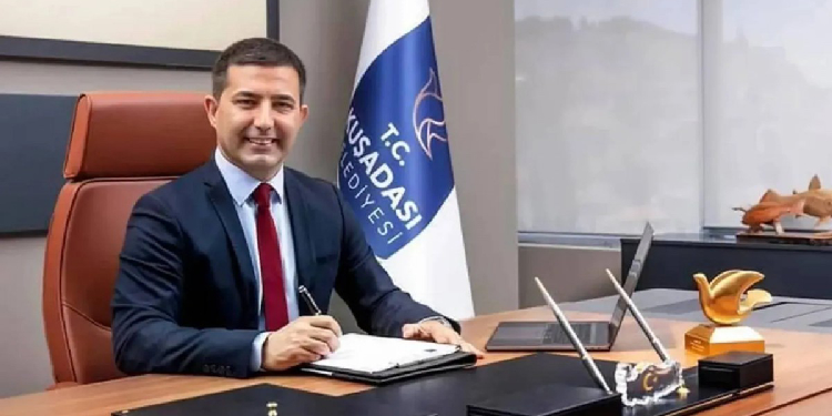 Kuşadası Belediye Başkanı tutuklandı Kuşadası Belediye Başkanı tutuklandı