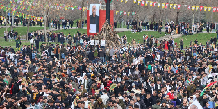 Neçirvan Barzani: Barışın sağlanması tarihi bir görevdir Neçirvan Barzani: Barışın sağlanması tarihi bir görevdir