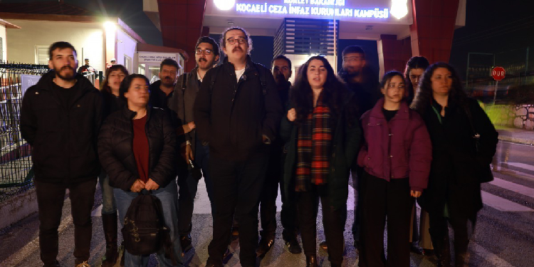 Dilovası davası tanıkları: Bizi tanımadıklarını söylüyorlar; hepsi yalan Dilovası davası tanıkları: Bizi tanımadıklarını söylüyorlar; hepsi yalan