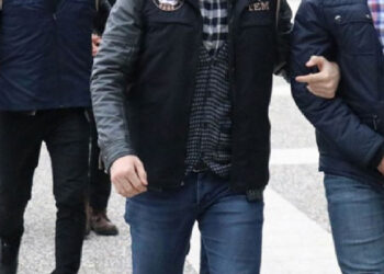 İstanbul’da ev baskınları: En az 26 gözaltı