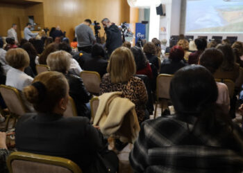 Müzakere masasındaki kadınlar deneyimlerini anlattı Müzakere masasındaki kadınlar deneyimlerini anlattı