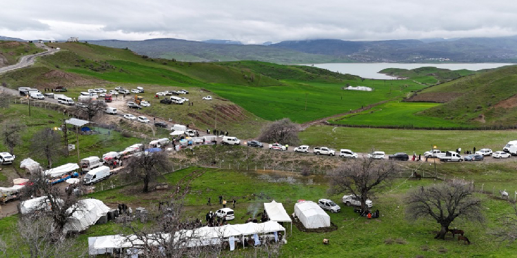 Serhivde Şenliklerine yoğun ilgi Serhivde Şenliklerine yoğun ilgi