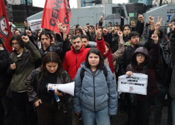Öğrenciler, Kızıldere Katliamı’nın yıldönümünde İsrail Konsolosluğuna yürüdü