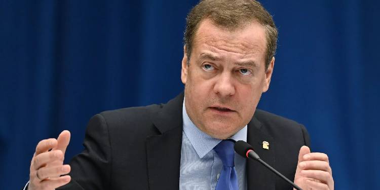 Medvedev: ABD’nin kendi iradesini başkalarına dayatma hakkı yok Medvedev: ABD’nin kendi iradesini başkalarına dayatma hakkı yok