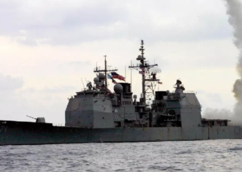 Rus askeri uzman: İran çıkmazında tek başına kalan ABD’nin Tomahawk stokları eriyor