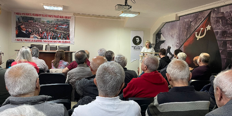 “Anı biriktirmek için değil geleceği kurmak için 1 Mayıs’ta kol kola”