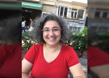 Barış Akademisyeni mahkeme kararıyla görevine iade edildi