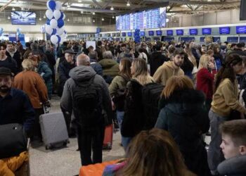 AB’nin yeni giriş sistemi havalimanında krize yol açtı
