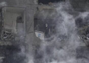 DSÖ: İsrail Lübnan’da sağlık hizmetlerini 100’den fazla hedef aldı