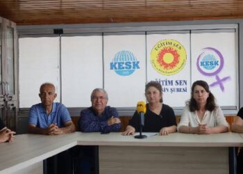 Öğretmenin sürgün edilmesine tepki