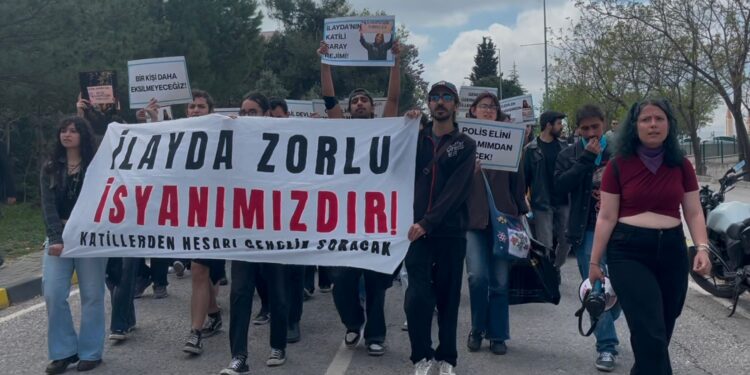 Öğrencilerden İlayda Zorlu eylemi