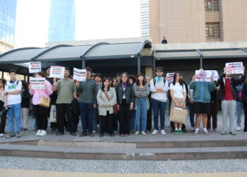 İzmir’deki öğrencilerin gözaltına alınmasına tepki
