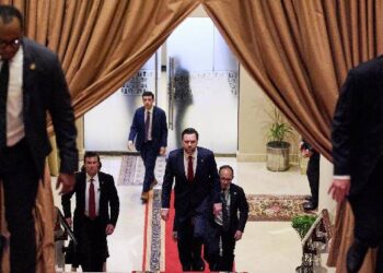 ABD basını: Vance İran görüşmeleri için bugün İslamabad’a gidecek