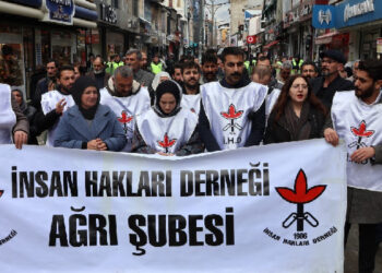 Newroz tutuklamalarına tepki: Gülmek tutuklanma gerekçesi oldu