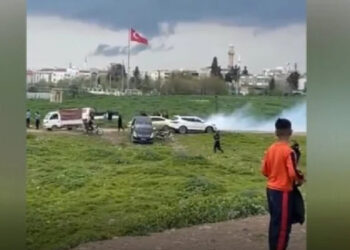 Piknik yapan Qamişlo halkına askerler biber gazı attı