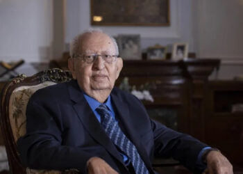 Hüsamettin Cindoruk yaşamını yitirdi