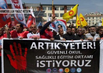 Okullarda artan şiddetin temel faktörleri