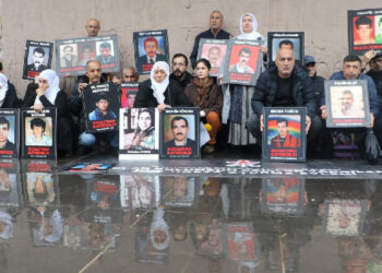 Kayıp yakınları dört kentte adalet talep etti