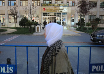 Kayyımların ‘taşınmaz’ raporu: Amed ilk sırada, 71 davadan 2’si lehe sonuçlandı Kayyımların ‘taşınmaz’ raporu: Amed ilk sırada, 71 davadan 2’si lehe sonuçlandı