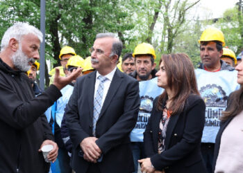 DEM Parti’den işçilere ziyaret: Kazanmaya kararlıyız