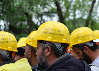 Direnişteki maden işçileri: Ankara bize mezar olsa da gitmeyeceğiz