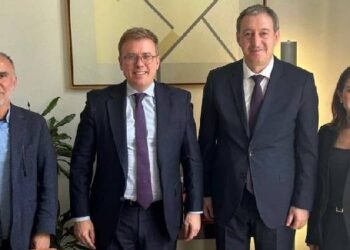 Tuncer Bakırhan Paris’te: Gündem Barış ve Demokratik Toplum Süreci