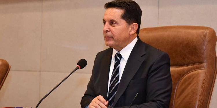 Ahmet Özer: Karar darbe niteliğindedir Ahmet Özer: Karar darbe niteliğindedir