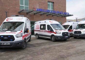 Niğde’de 27 öğrenci zehirlendi