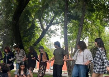Ege Üniversitesi’nde öğrencilere saldırı Ege Üniversitesi’nde öğrencilere saldırı