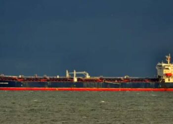 İran, bir petrol tankerine el koydu, Tahran-Washington arasında son durum
