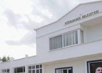 Güzelbahçe Belediye Başkanı tutuklandı Güzelbahçe Belediye Başkanı tutuklandı