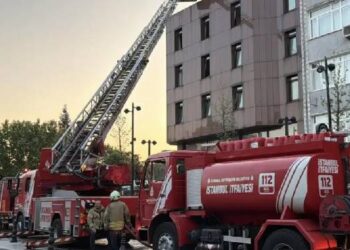 İstanbul Fatih’teki otel yangınında bir kişi yaşamını yitirdi