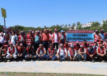 Mersin Limanı’nda işten çıkarılan işçilerin eylemi 128’inci gününde