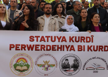 Mardin’de 15 Mayıs deklarasyonu: Anadil ekmek ve su kadar gerekli