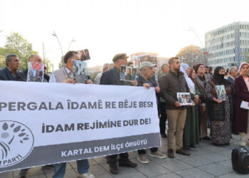 İran’daki idamlar protesto edildi