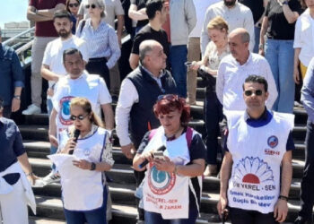 Çalışanlar CHP’li belediyeye geri adım attırdı