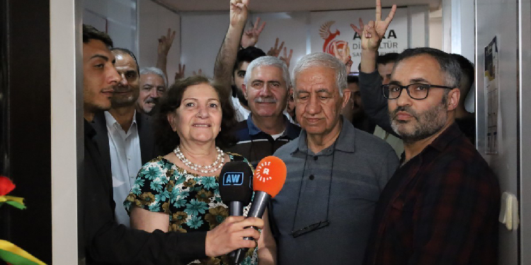 ANKA-DER dördüncü yılını ‘Komuna Ziman a Ciwanan’ açılışı ile kutladı ANKA-DER dördüncü yılını ‘Komuna Ziman a Ciwanan’ açılışı ile kutladı