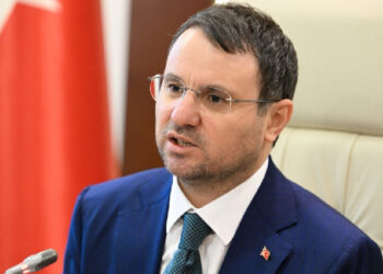 Akın Gürlek: Yeni anayasa zorunluluktur