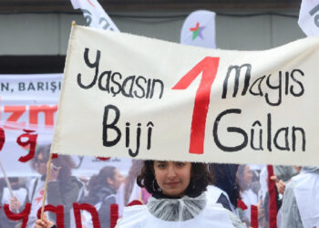 1 Mayıs alanlarından yükselen talep: Barış