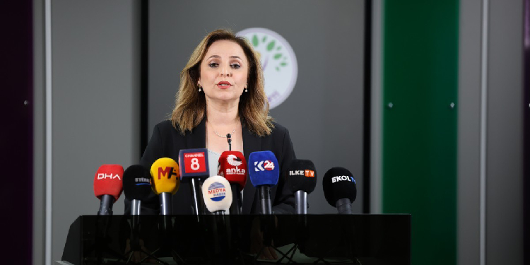 Ayşegül Doğan: DEM Parti Heyeti’nin Abdullah Öcalan ile görüşmesini bekliyoruz Ayşegül Doğan: DEM Parti Heyeti’nin Abdullah Öcalan ile görüşmesini bekliyoruz
